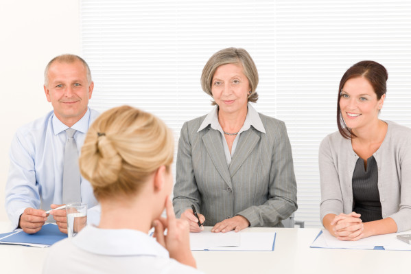 Como aumentar a auto-confiança pouco antes de uma entrevista